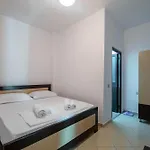 Entire In * Ksamil