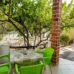 Villa Entire In