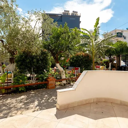 Flower Garden Ksamil