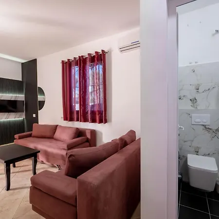 Flower Garden Apartment