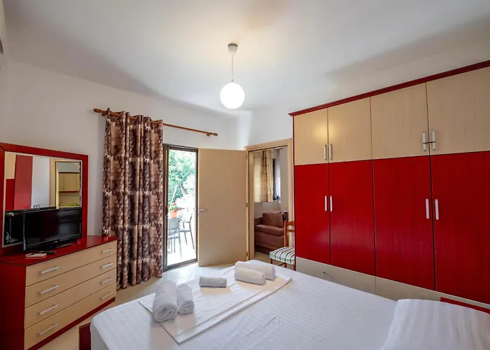 Entire In Villa Ksamil