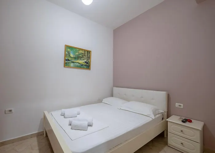 Entire In Villa Ksamil